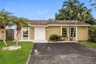 4205 Sw 137th Ct - Photo 1 of 1