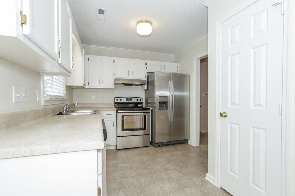 3012 Emerald Meadow Ln - Photo 5 of 11