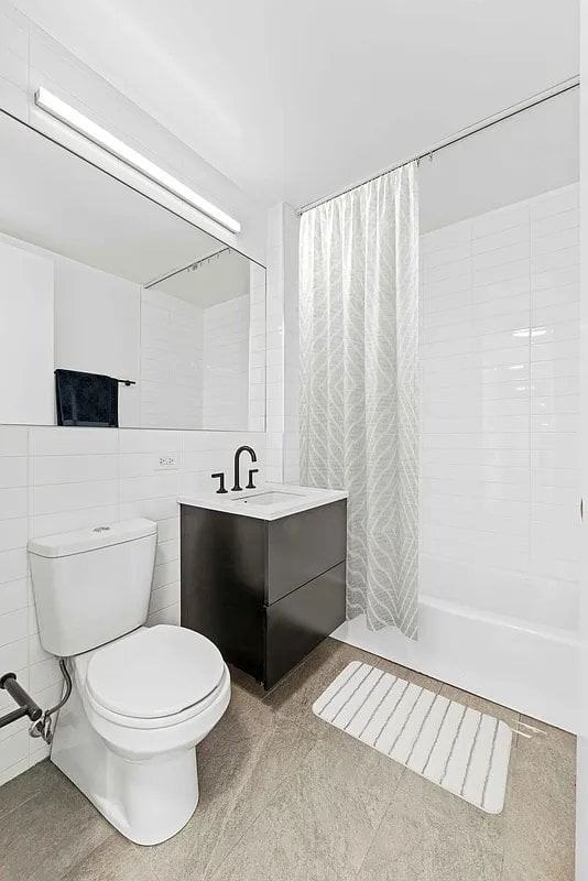 250 E Houston St #11G - Photo 5 of 5
