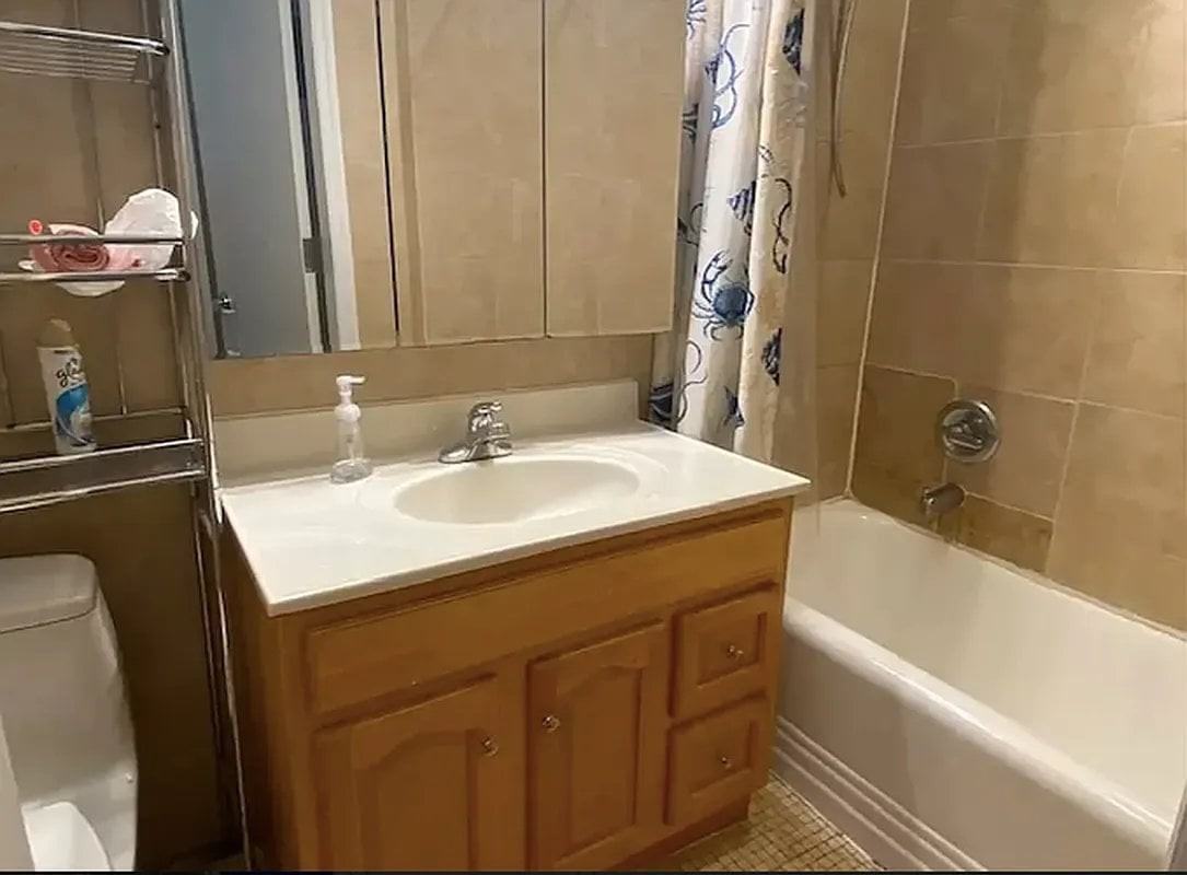 129 W 56th St #4R - Photo 6 of 6