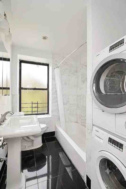 380 S 4th St #4 - Photo 4 of 4