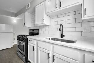 61 N 21st St #H - Photo 1 of 1