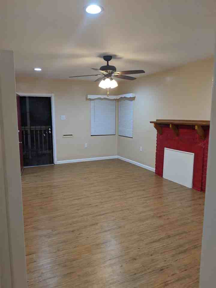 7119 Perry Rd #7119 - Photo 5 of 16