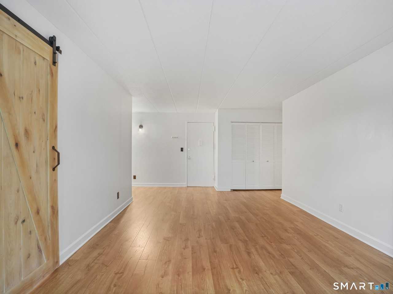 27 Northill St #2J - Photo 7 of 22