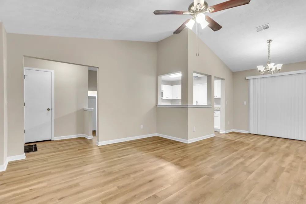 3729 Adamsville Drive Southwest - Photo 4 of 5