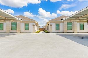 featured image of 5808 Sandpiper Ave