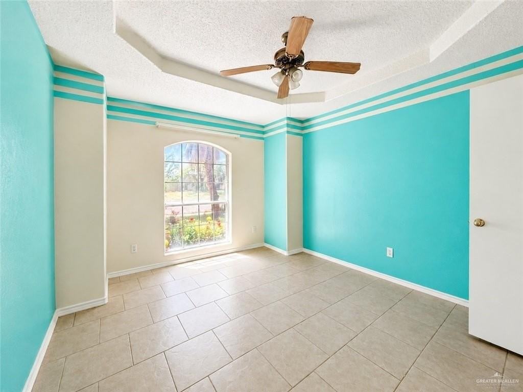 6507 Venus Ln - Photo 2 of 6