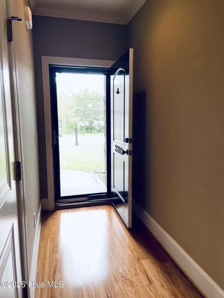 2208 Tulls Cove Rd - Photo 3 of 25