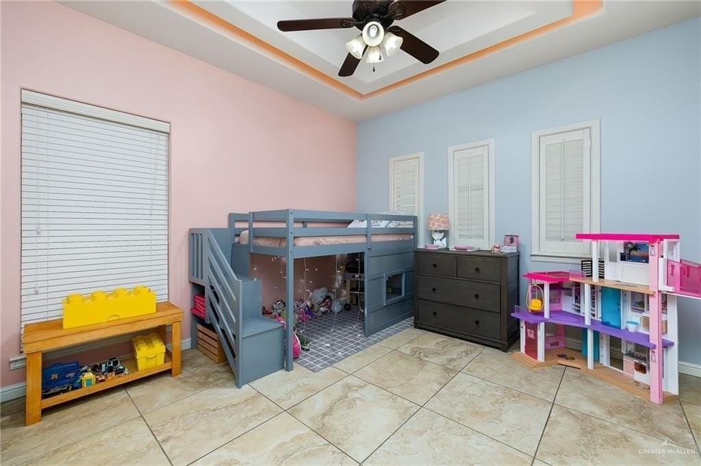 10316 N 25th St - Photo 5 of 16