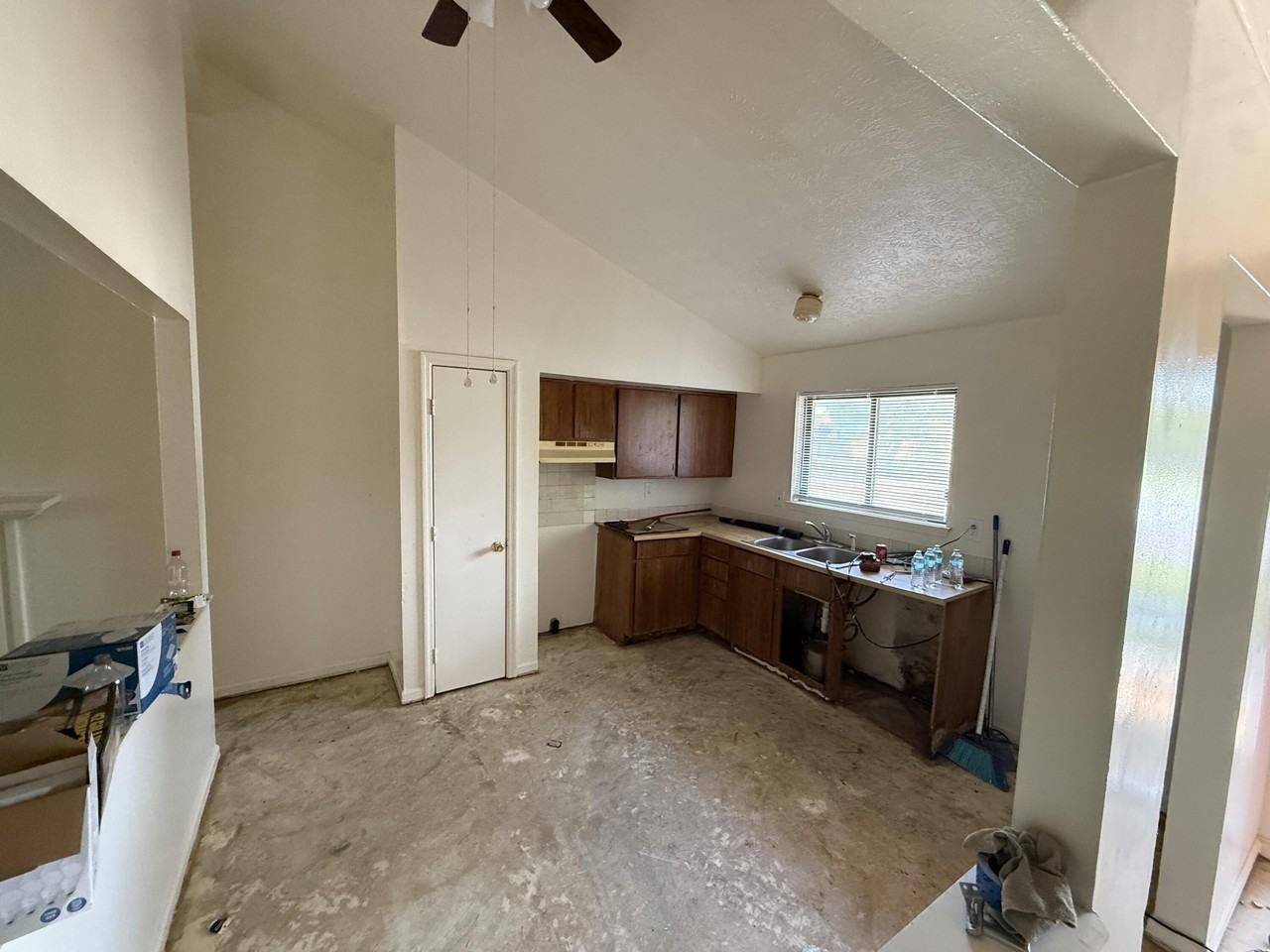 3309 Colt Ct - Photo 2 of 11