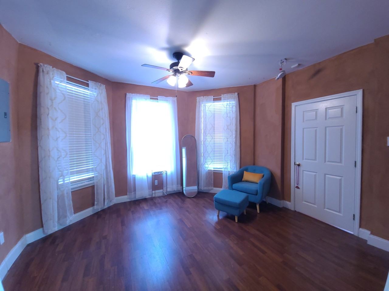 2639 N Galvez St #1 - Photo 6 of 11