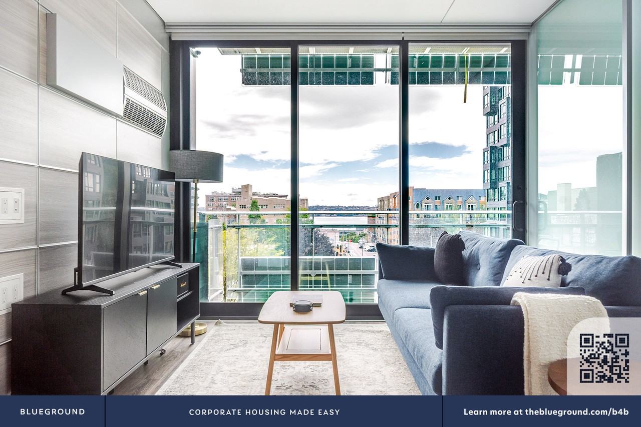 303 Battery Street - Photo 6 of 30