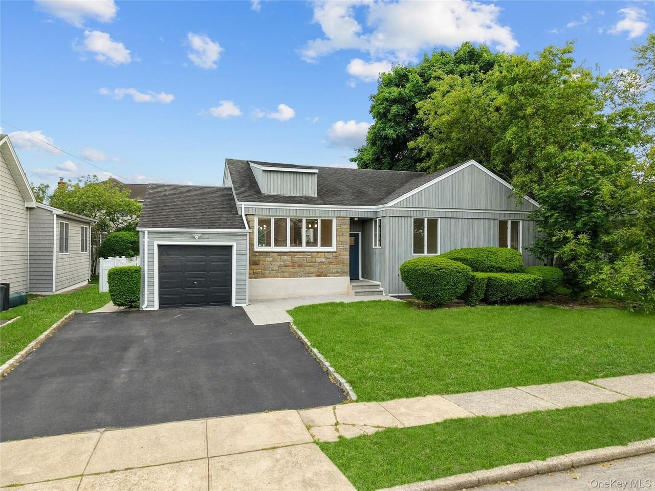 31 Cail Dr - Photo 2 of 48