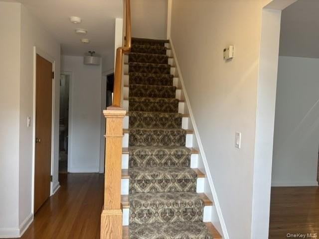 126 Hillside Ave - Photo 7 of 21