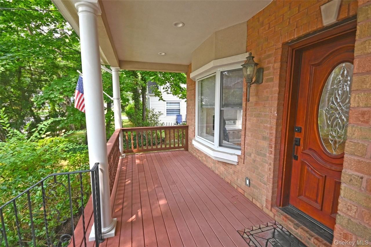 91 Baker Hill Rd - Photo 2 of 28