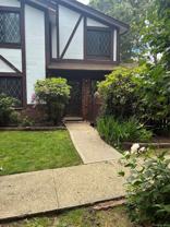 415 Clubhouse Ct - Photo 1 of 1