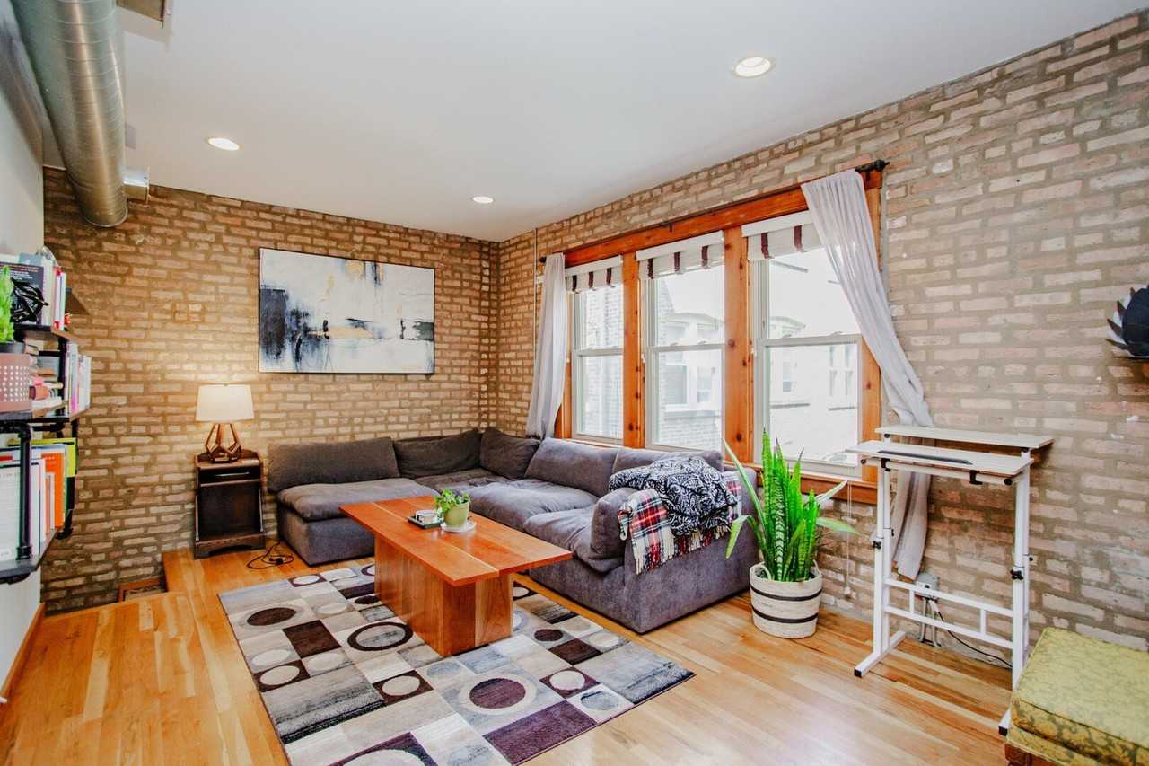 4106 N Mozart St #1W - Photo 3 of 18