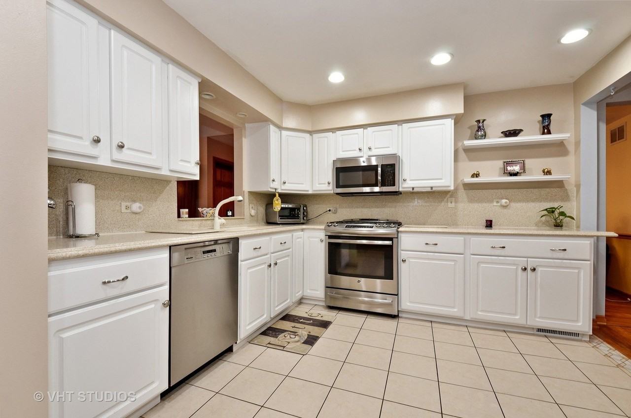 3445 Garden St - Photo 2 of 16