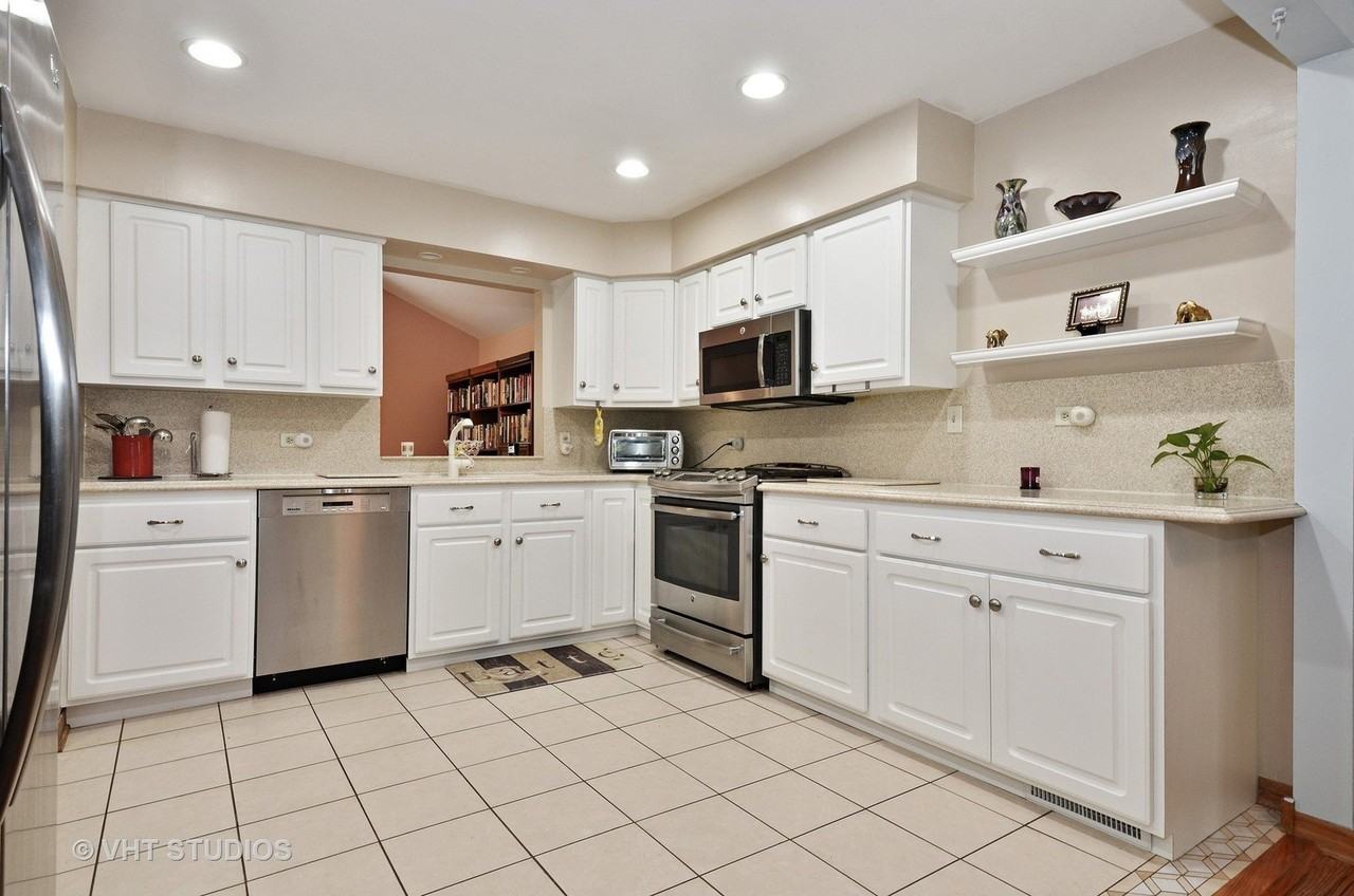 3445 Garden St - Photo 3 of 16