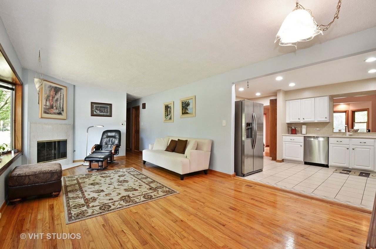3445 Garden St - Photo 4 of 16