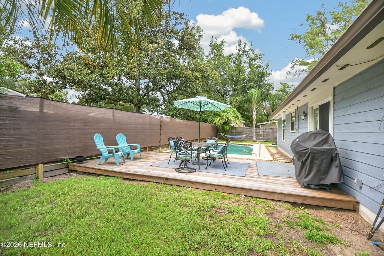 374 Orchis Rd - Photo 5 of 50