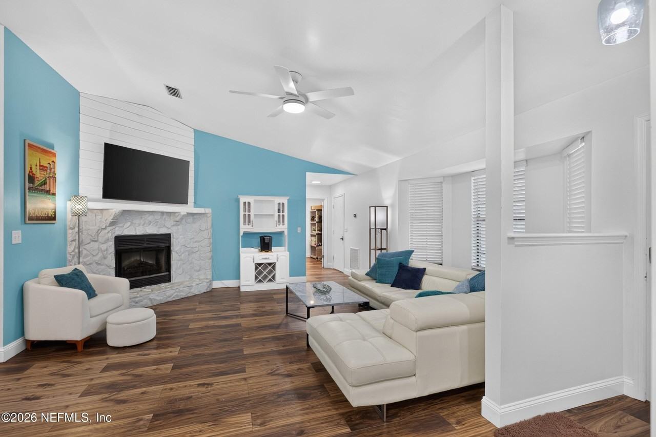 374 Orchis Rd - Photo 7 of 50