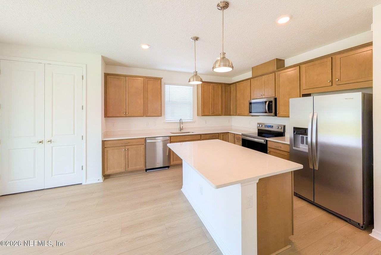 1865 Sue Meadow Ln - Photo 4 of 22