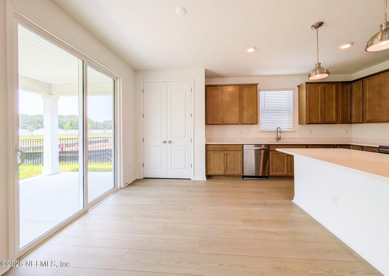 1865 Sue Meadow Ln - Photo 7 of 22