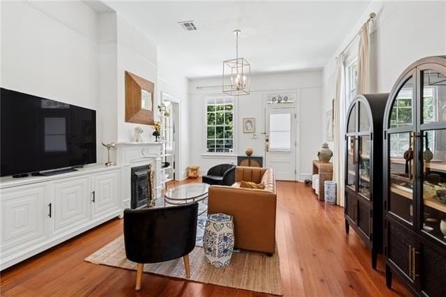 900 Fern St - Photo 4 of 16
