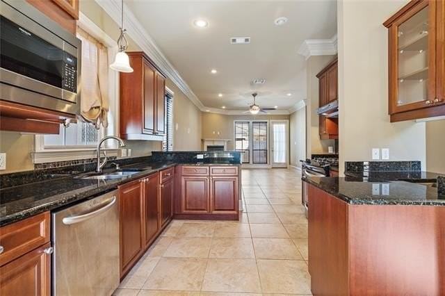 1206 Magnolia Aly - Photo 6 of 17