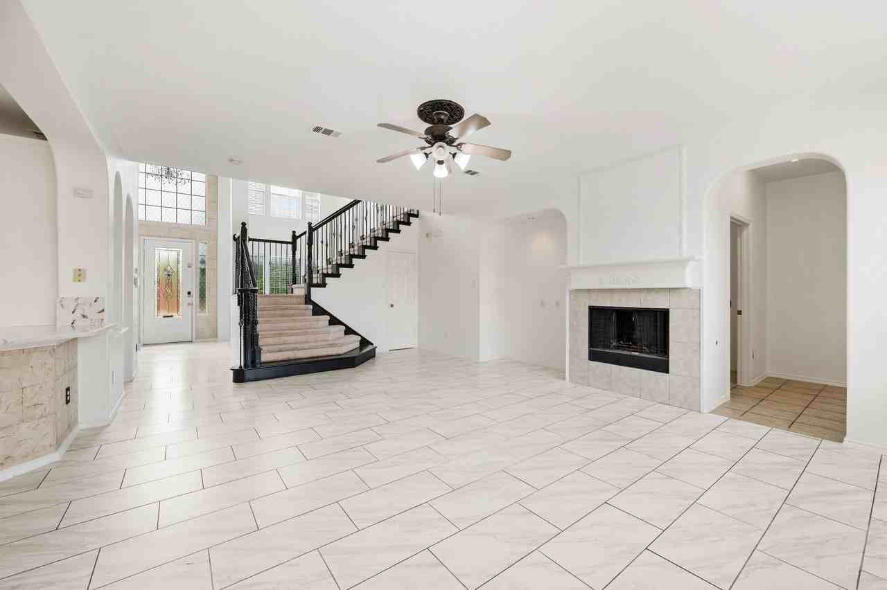 3904 Penny Royal Dr - Photo 7 of 28