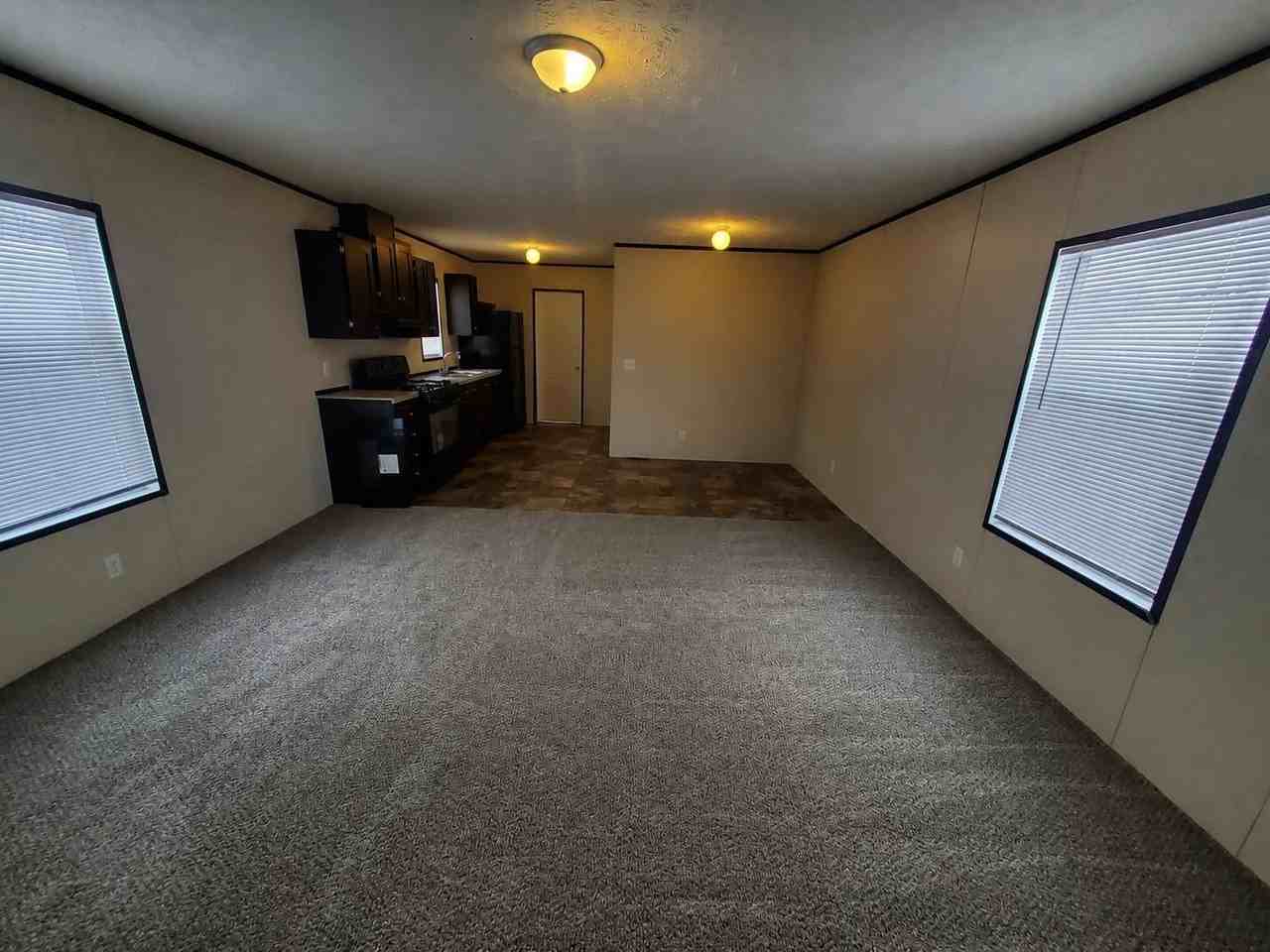 7 Meadowlark Dr #379 - Photo 4 of 13