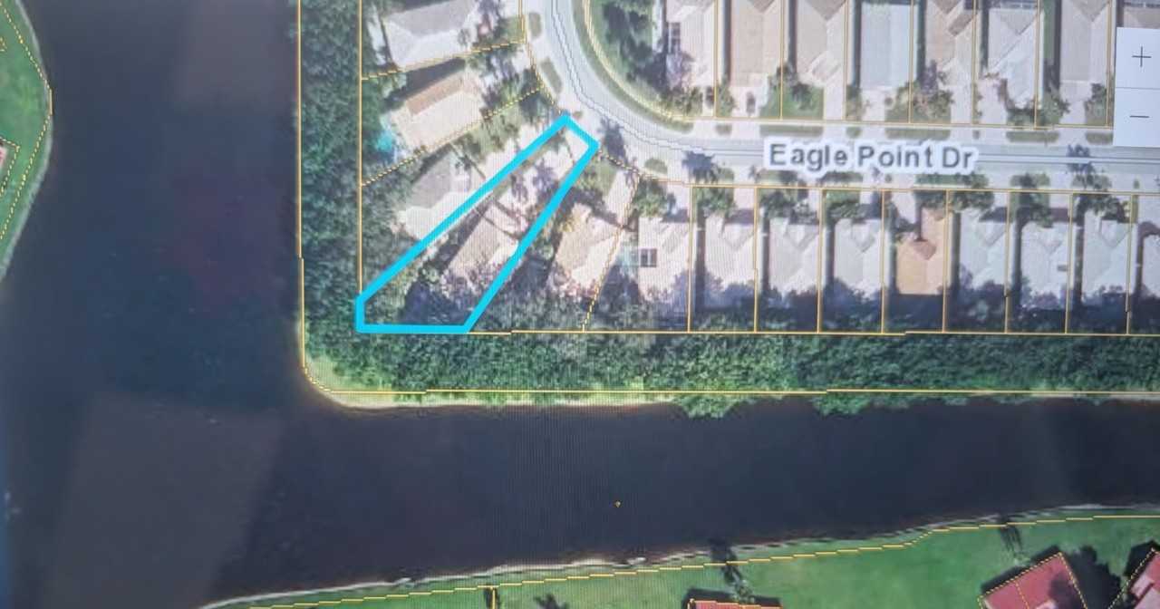 7628 Eagle Point Dr - Photo 2 of 45