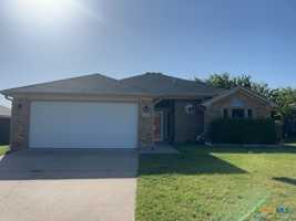 featured image of 4406 Barrington Trl
