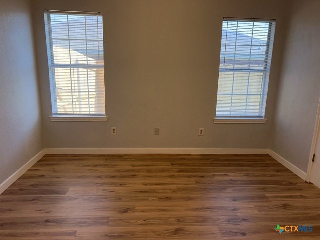 4406 Barrington Trl - Photo 4 of 6