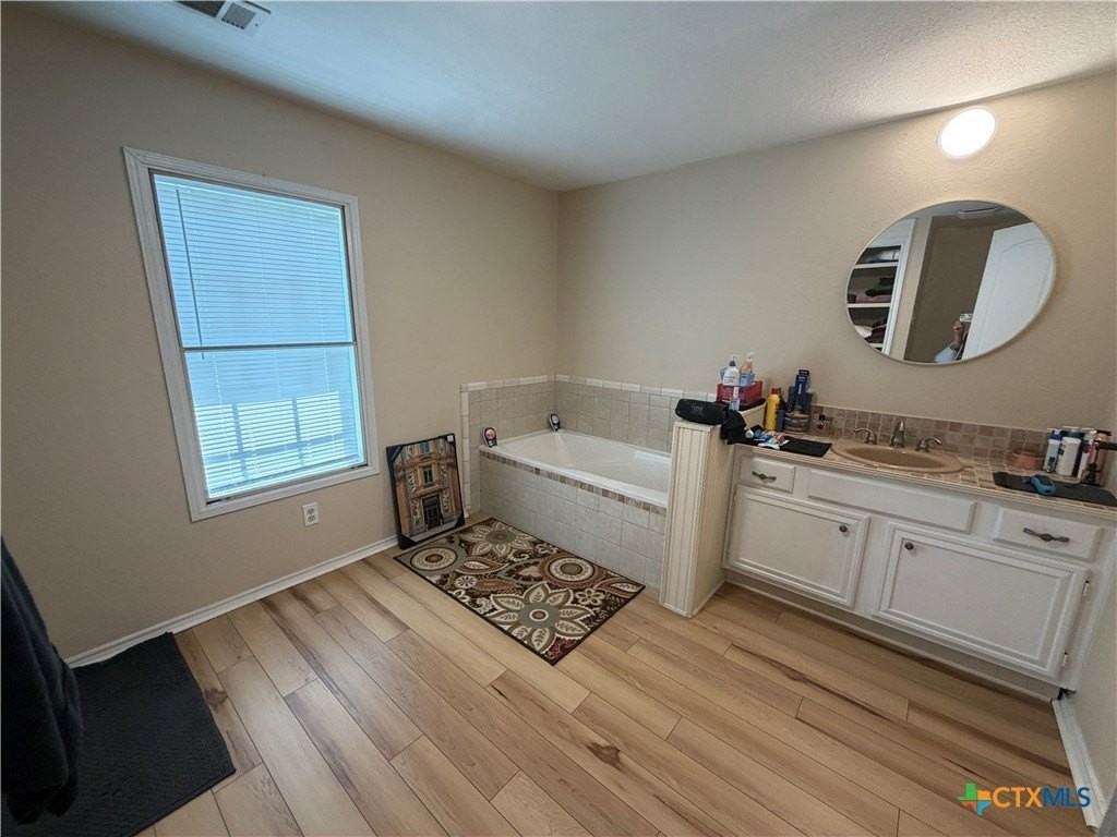 1707 Pontotoc Trce - Photo 4 of 25