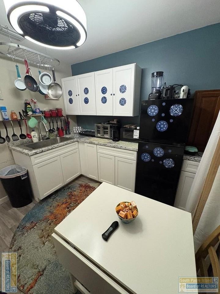 123 Las Joyas Blvd - Photo 2 of 14