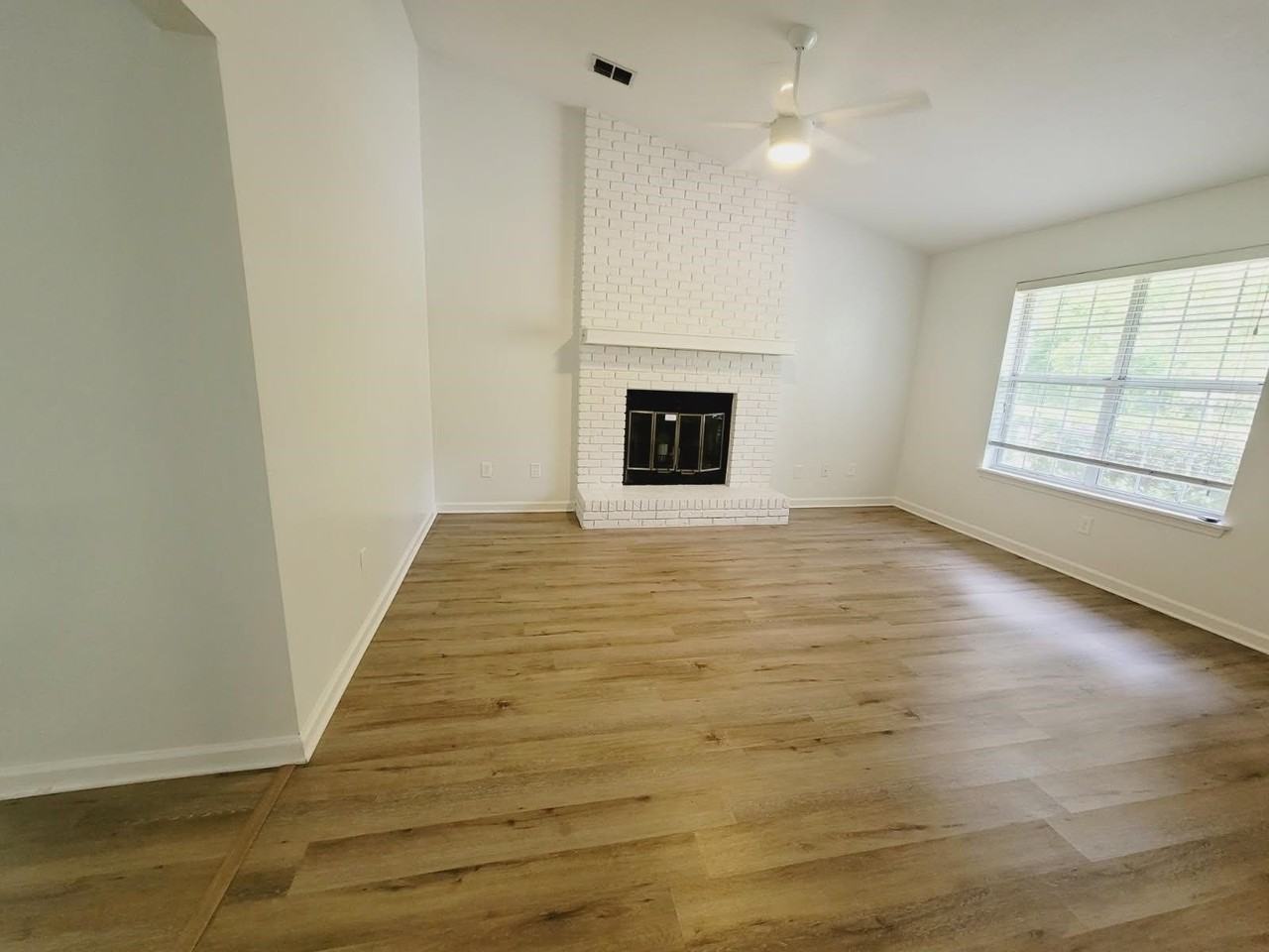2939 Par Ln - Photo 3 of 37