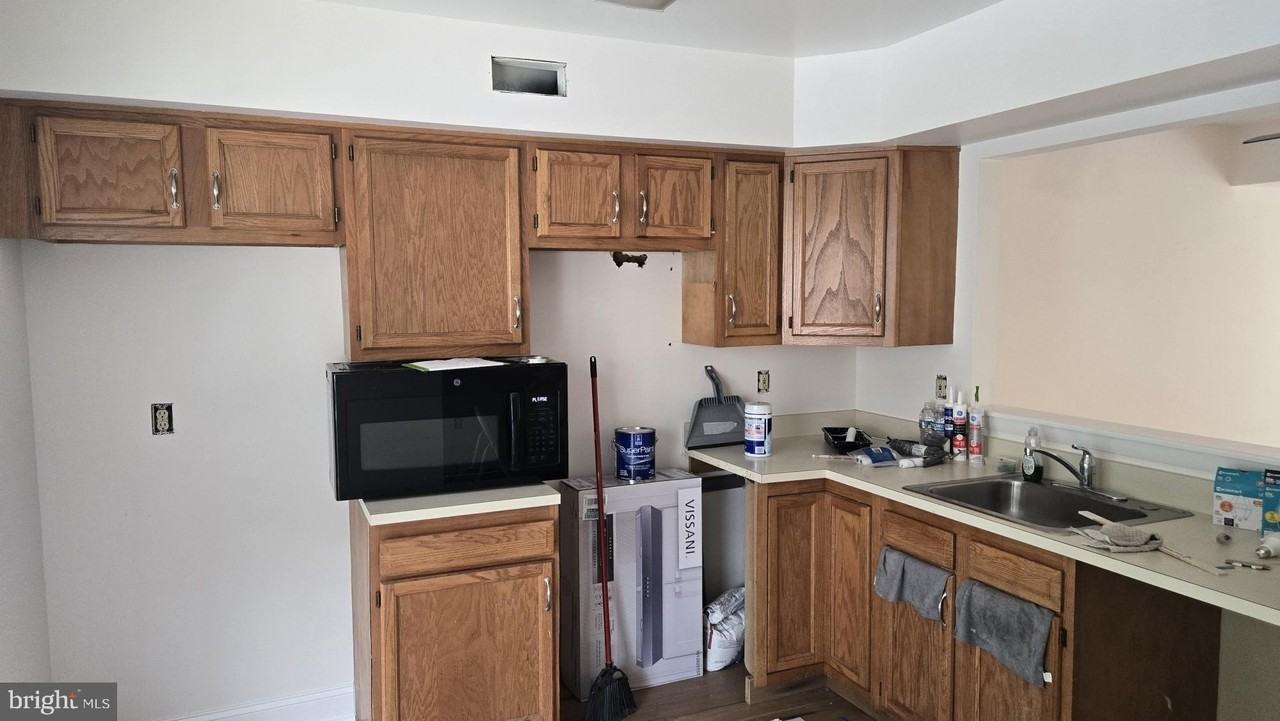 47 Woodbrook Dr - Photo 6 of 16
