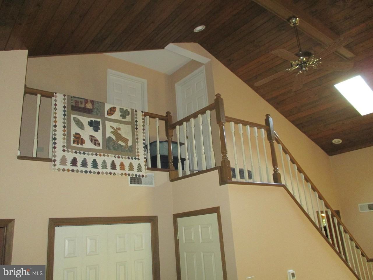 245 Juniper Rd - Photo 4 of 37