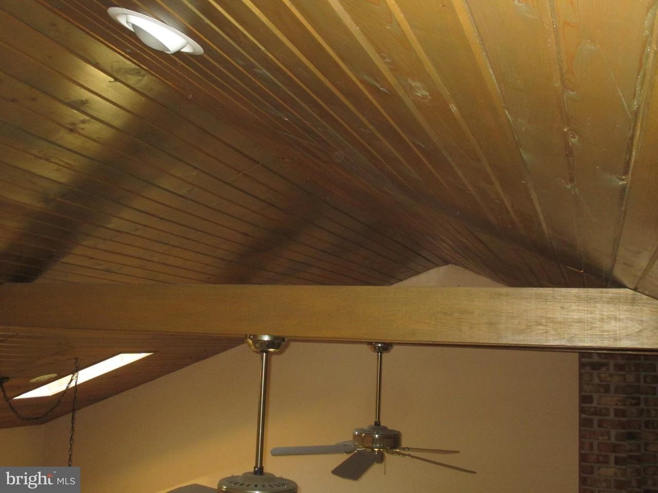 245 Juniper Rd - Photo 5 of 37