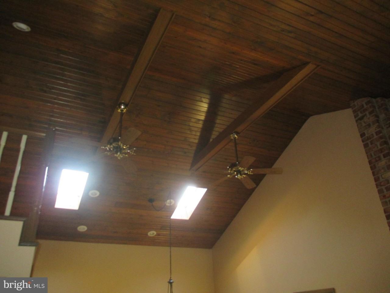 245 Juniper Rd - Photo 7 of 37