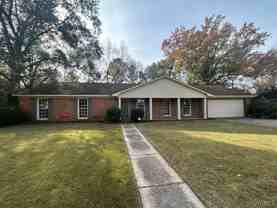 203 Riverdale Ln - Photo 1 of 1