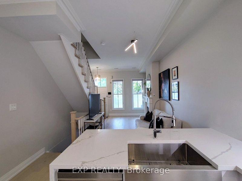 601 Adelaide Street West - Photo 3 of 30