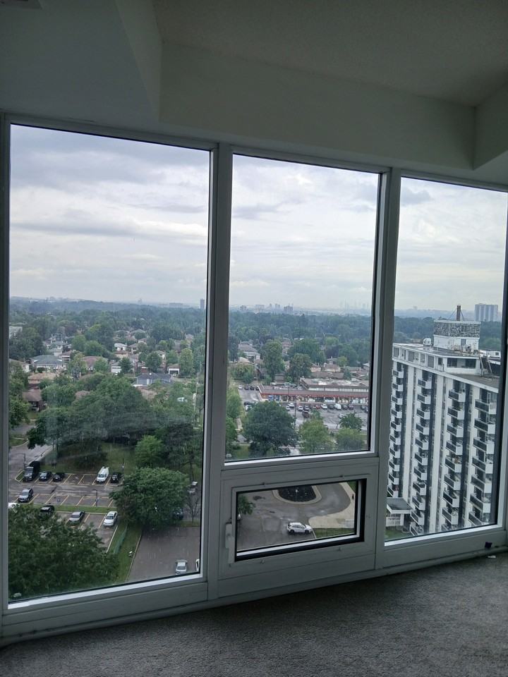 4010 Eglinton Avenue West #XXX - Photo 7 of 9
