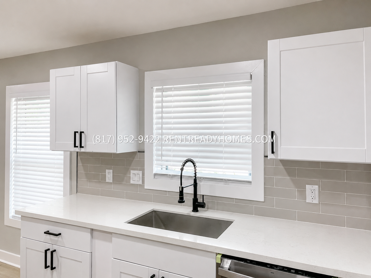8112 Barkley St - Photo 4 of 13