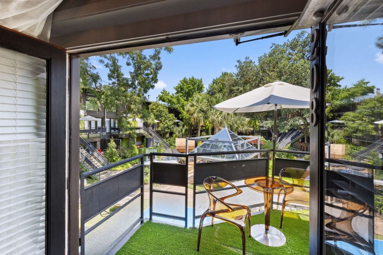 6011 Gaston Ave #1571815P - Photo 5 of 50