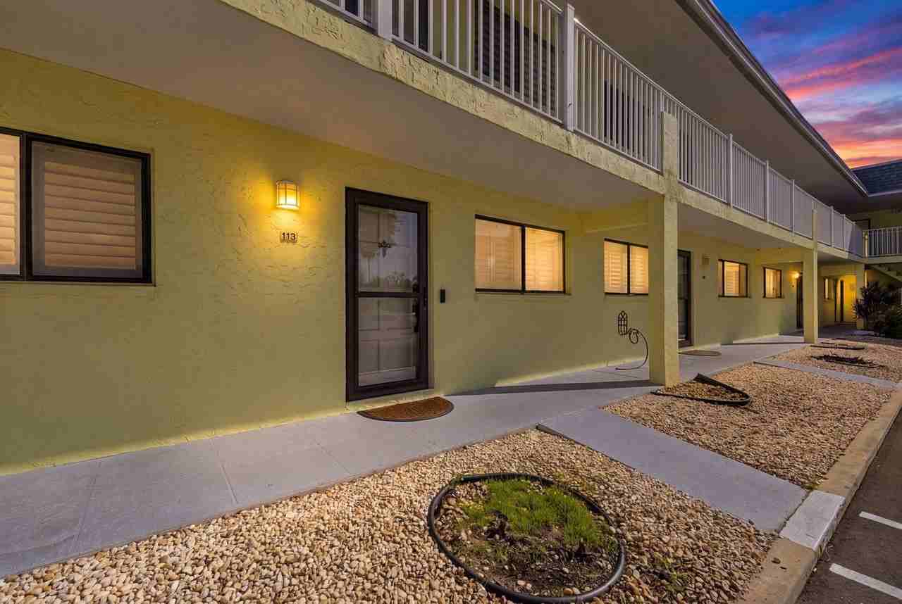 6327 Midnight Cove Rd #1578382P - Photo 4 of 35