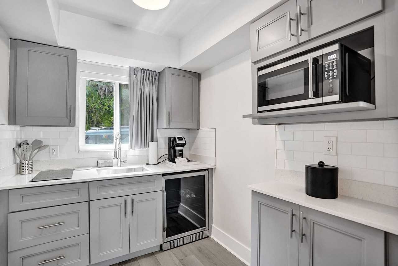3621 N Ocean Blvd #1585694P - Photo 7 of 26