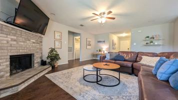 featured image of 2321 Teddy Roosevelt Dr
